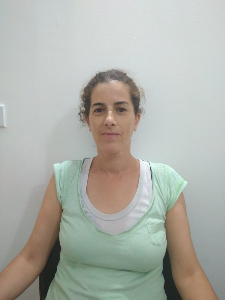 מדריכת פילאטיס איריס
